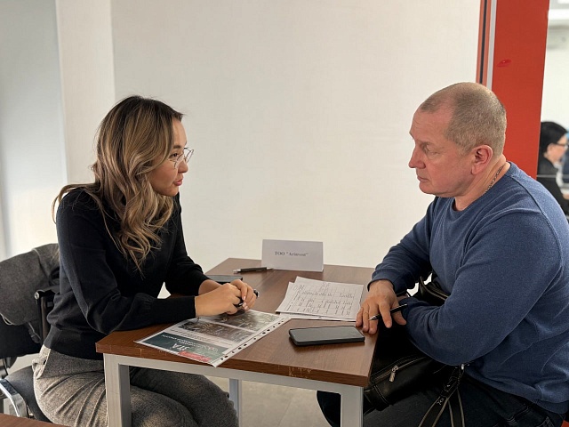 В центре «Мой бизнес» Омской области прошли переговоры с предпринимателями из Казахстана